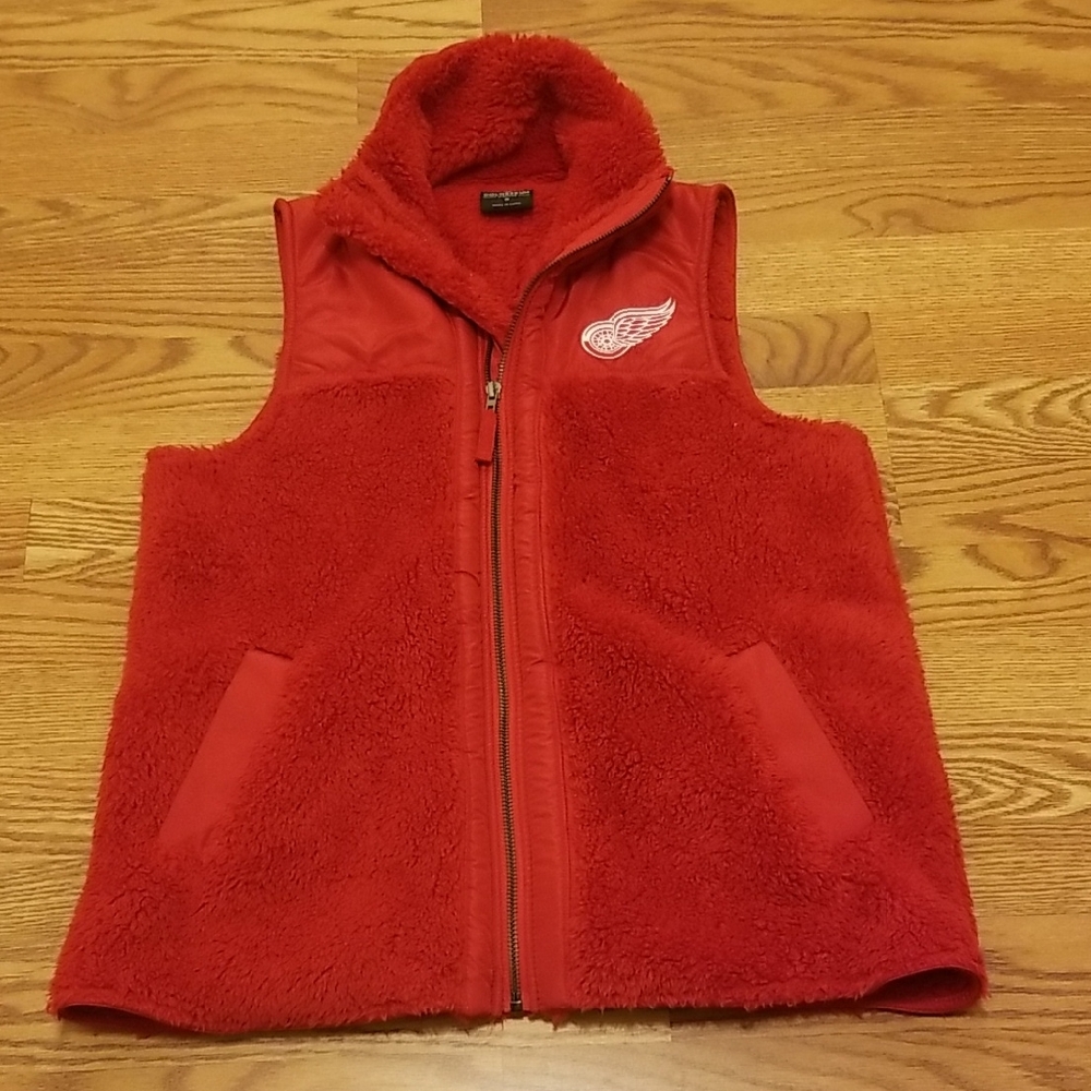 Colosseum Women's Red Fleece Vest